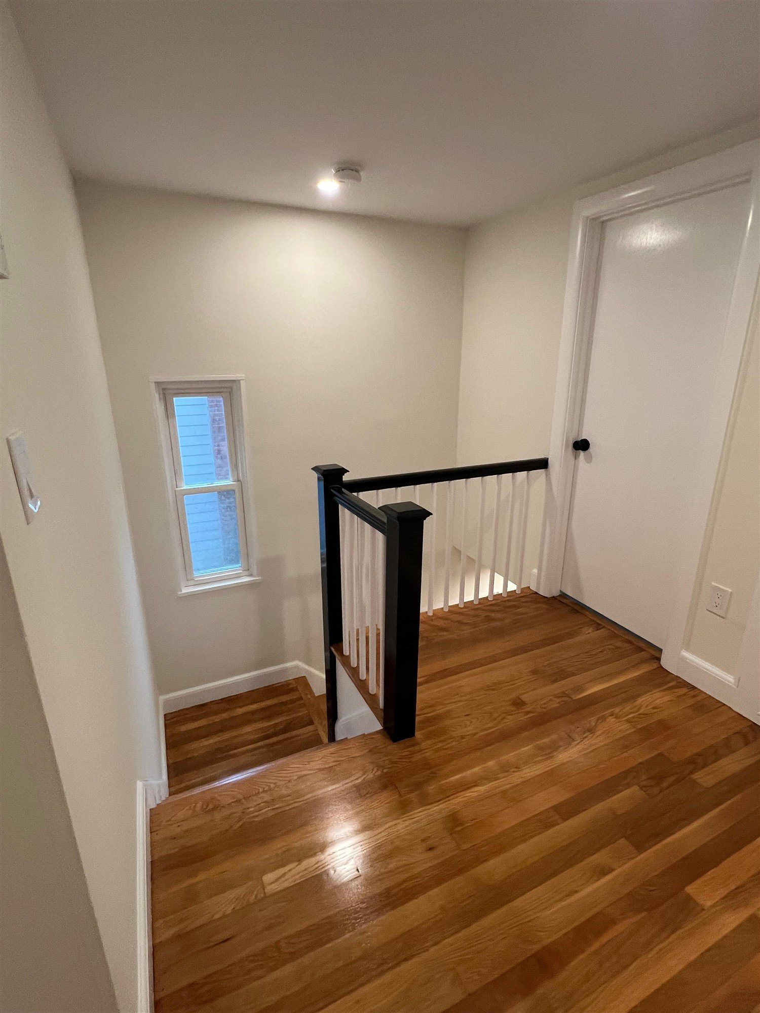 Landing and railing details